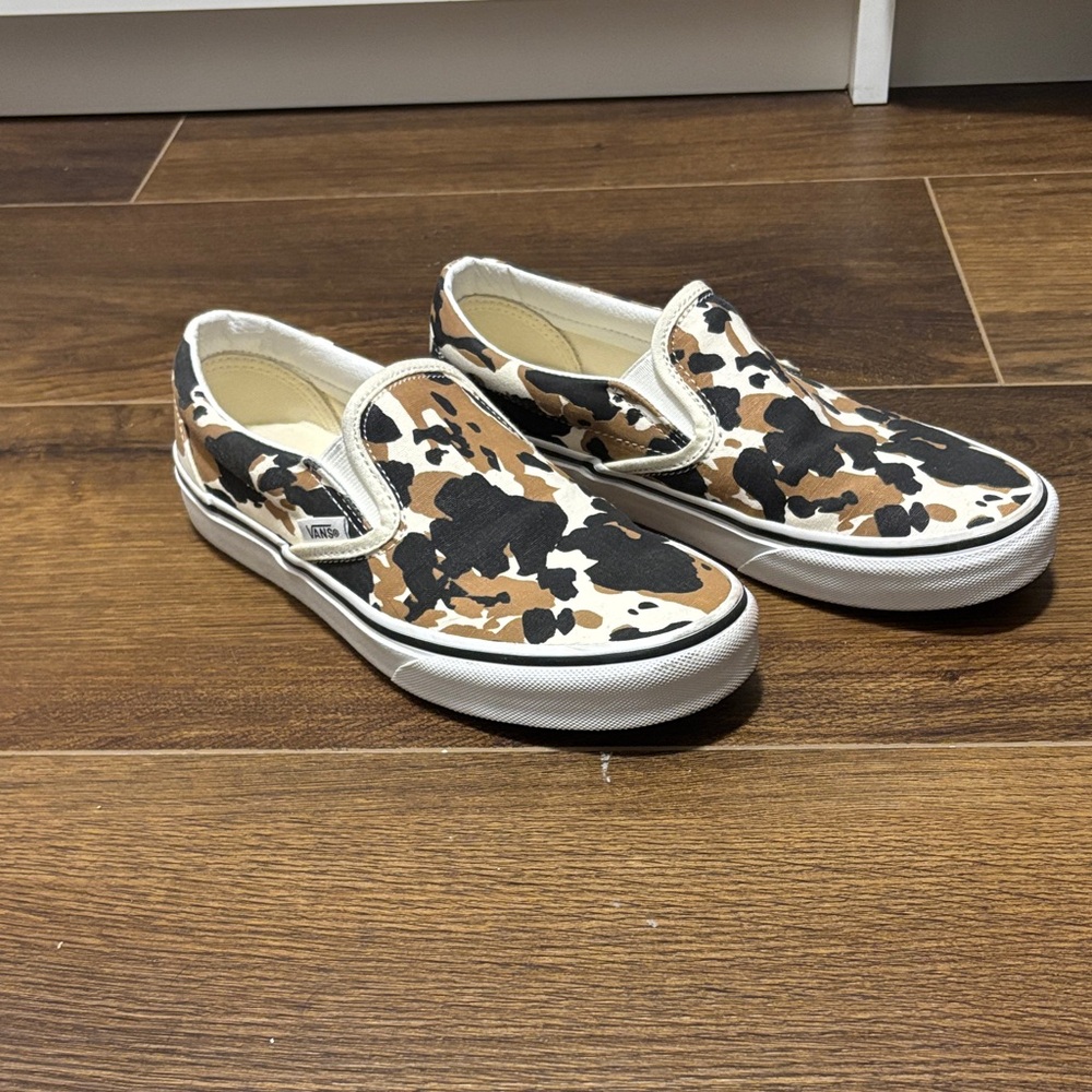 Vans Classic Slip-On in Black and Brown Cow Print
